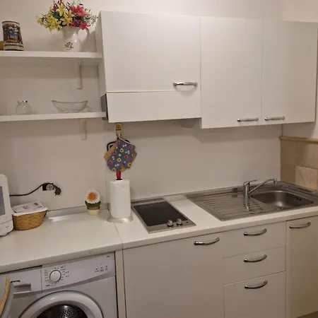 La Dei Conti, Piccolo E Confortevole Loft アパート *